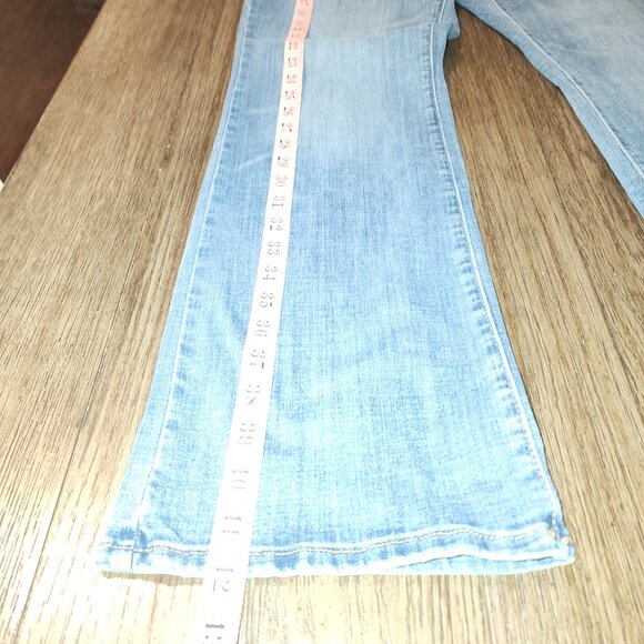 Levi’s Classic Bootcut Jeans NWT Size 16 Medium Wash Blue - Picture 4 of 16